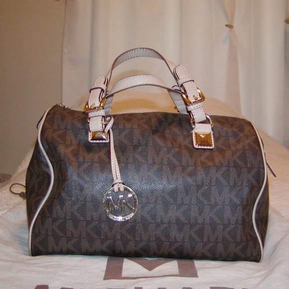 Michael Kors Satchel bag. - Picture 1 of 3